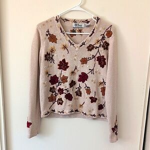 Vintage Womens Medium V-Neck Sweater Embroidered Fall Leaves Cream Cotton